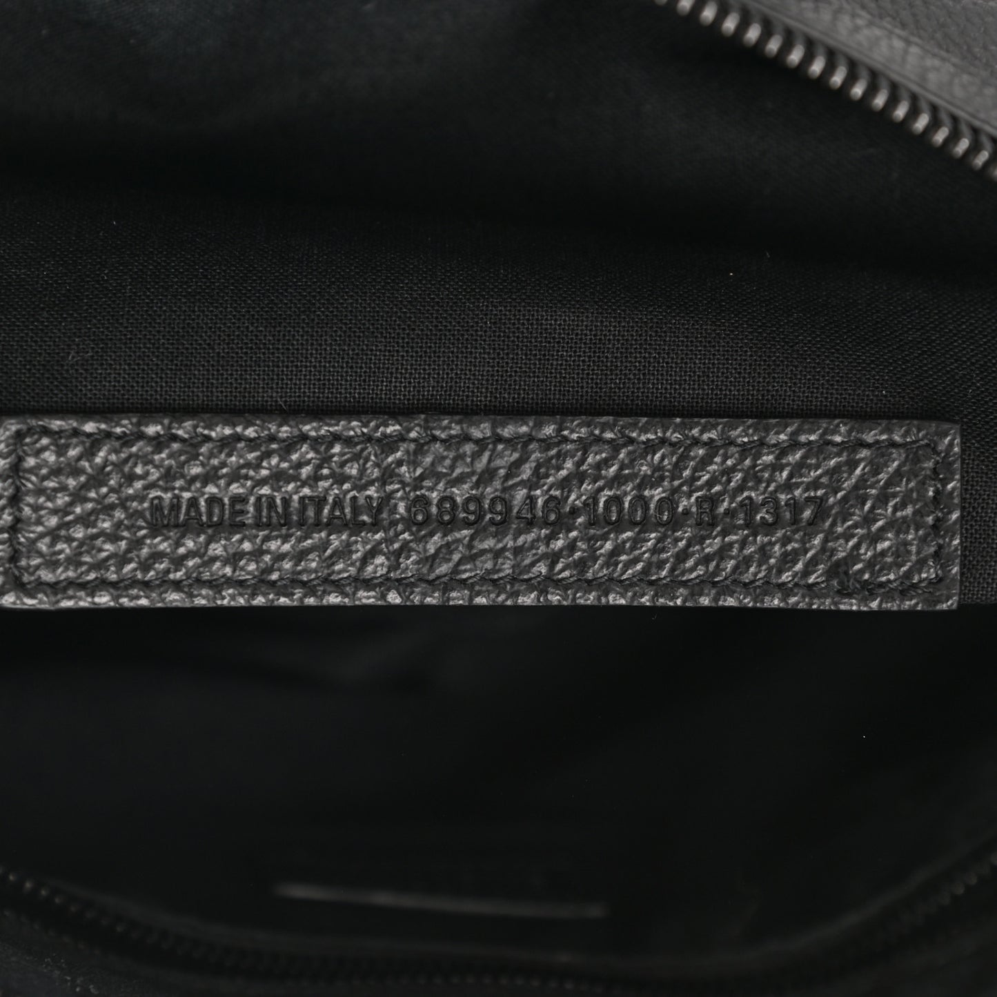 Grained Calfskin Neo Classic Hardware Hobo XS Black