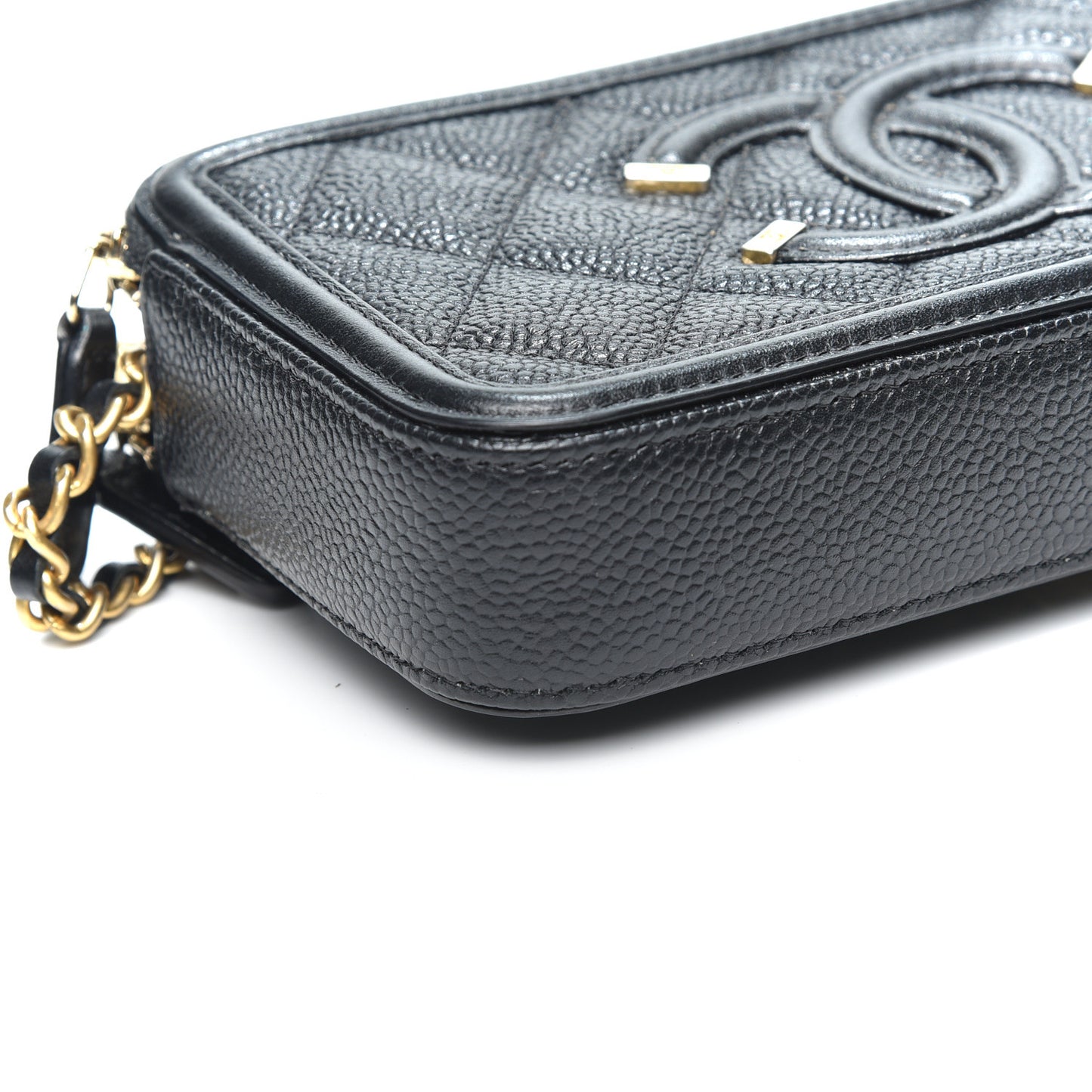 Caviar Quilted CC Filigree Clutch With Chain Black