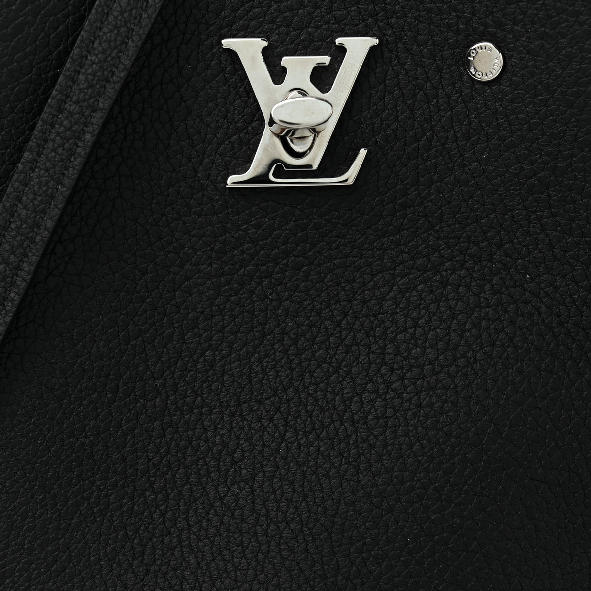 Calfskin Nano Lockme Bucket Black