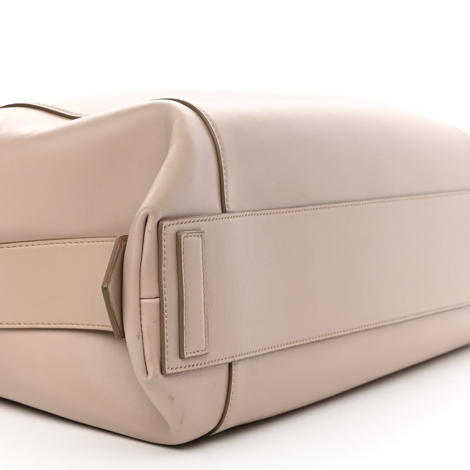 Givenchy Smooth Calfskin Medium Soft Antigona Dune 7 of 11