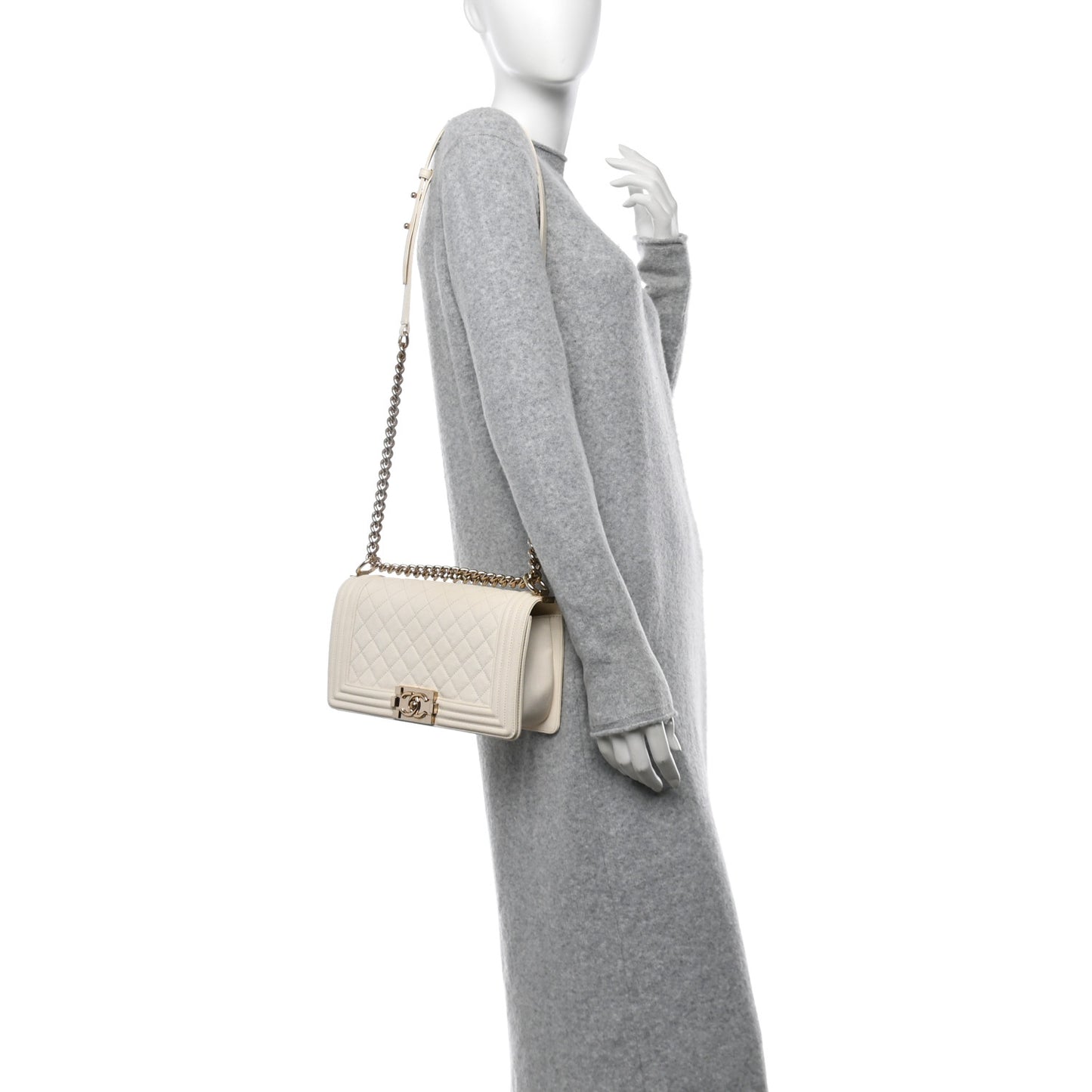 Caviar Quilted Medium Boy Flap White