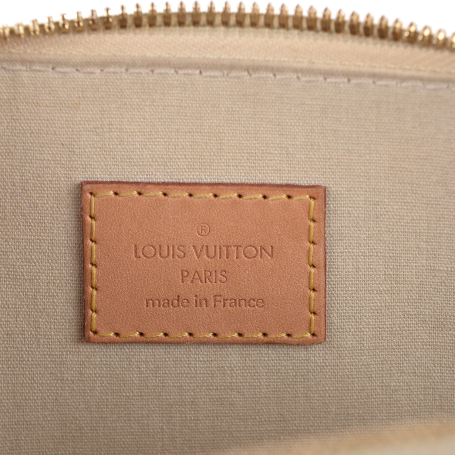 Louis Vuitton Vernis Alma PM Blanc Corail 9 of 13