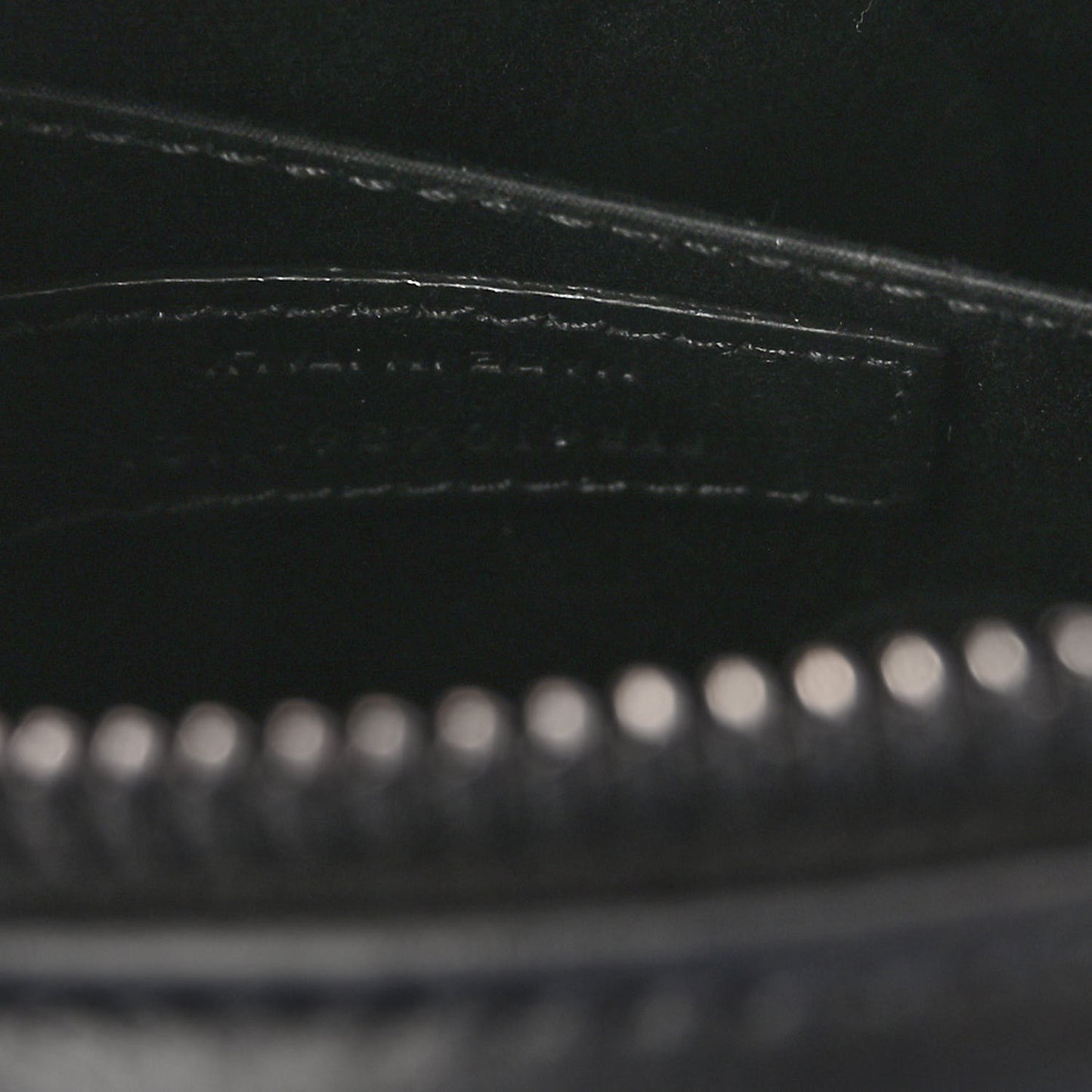 Calfskin Matelasse Chevron Round Vinyle Camera Bag Black