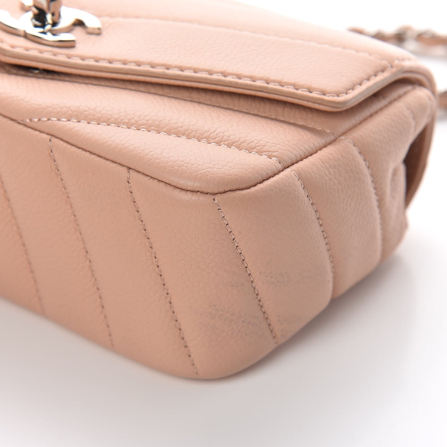 Caviar Chevron Quilted Small Single Flap Light Pink