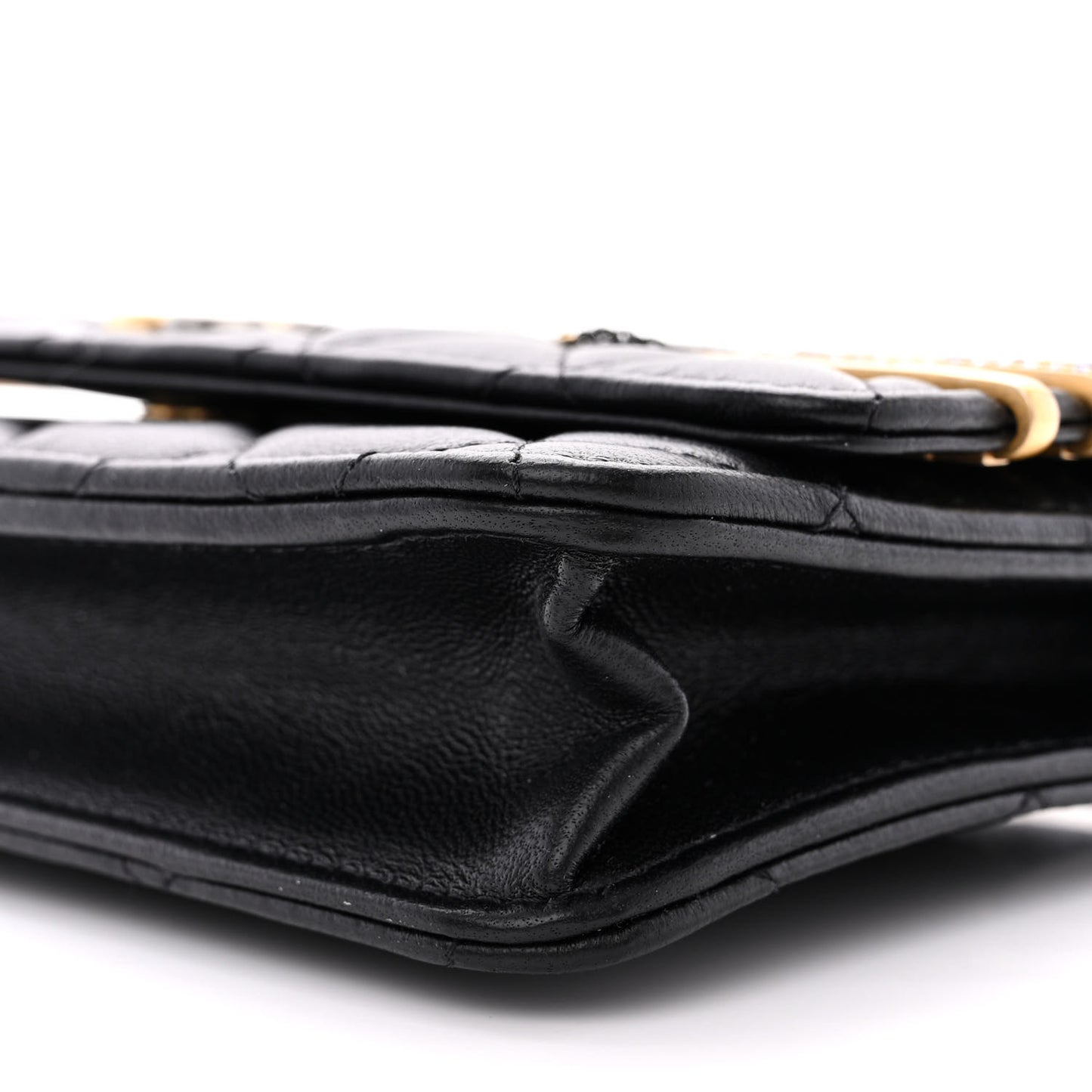 Lambskin Quilted Coco Clips Wallet On Chain WOC Black
