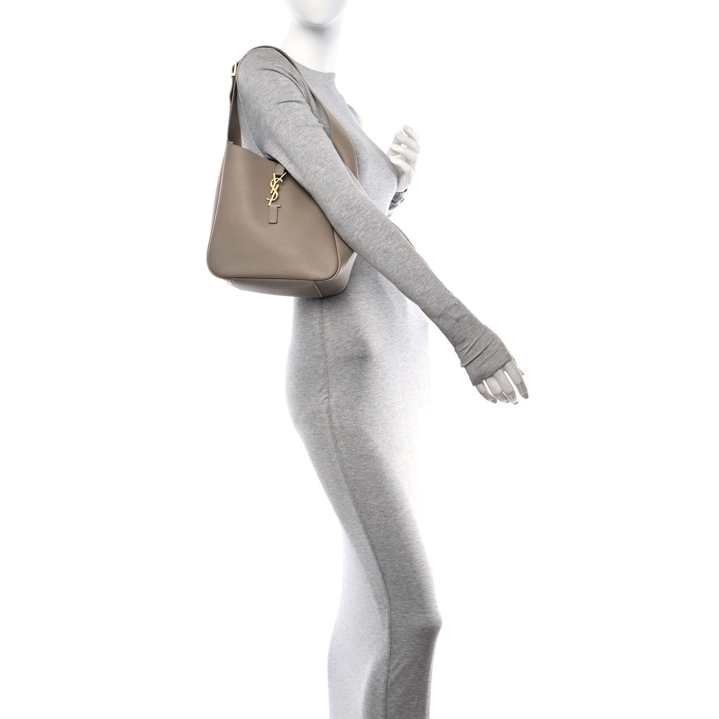 Smooth Calfskin Small Le 5 A 7 Soft Hobo Dusty Grey