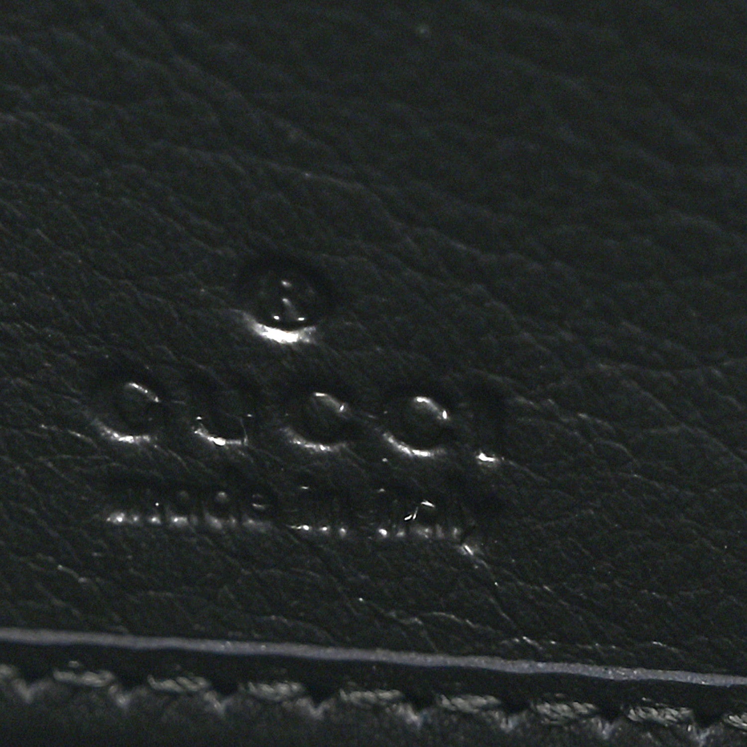 Gucci GG Supreme Monogram Arabesque Zip Around Wallet Black 6 of 6