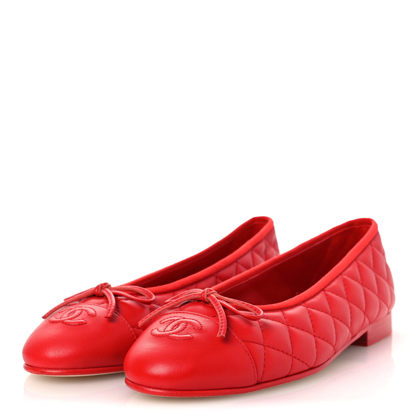 Caviar Quilted CC Cap Toe Ballerina Flats 37.5 Red