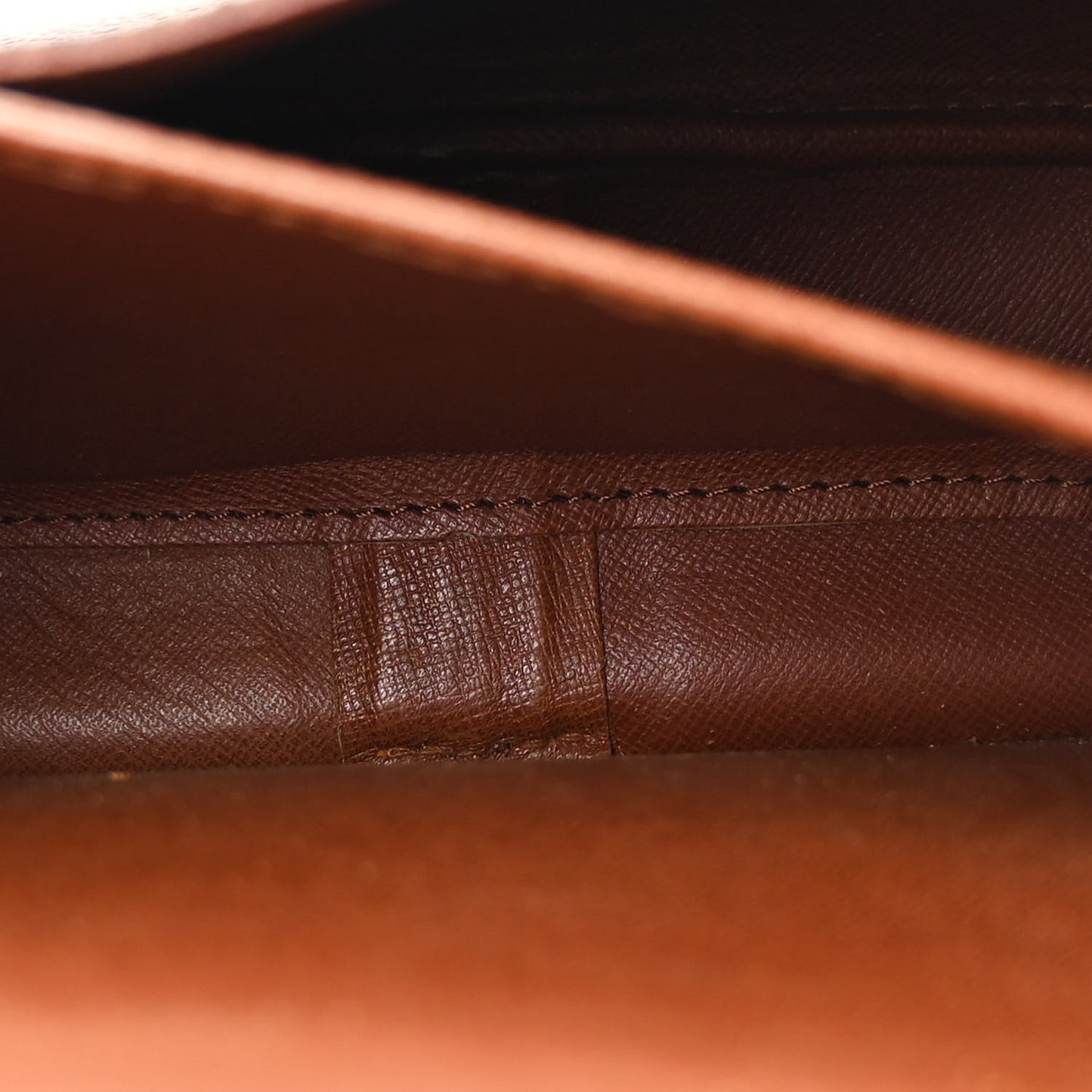 Monogram Cartouchiere 22