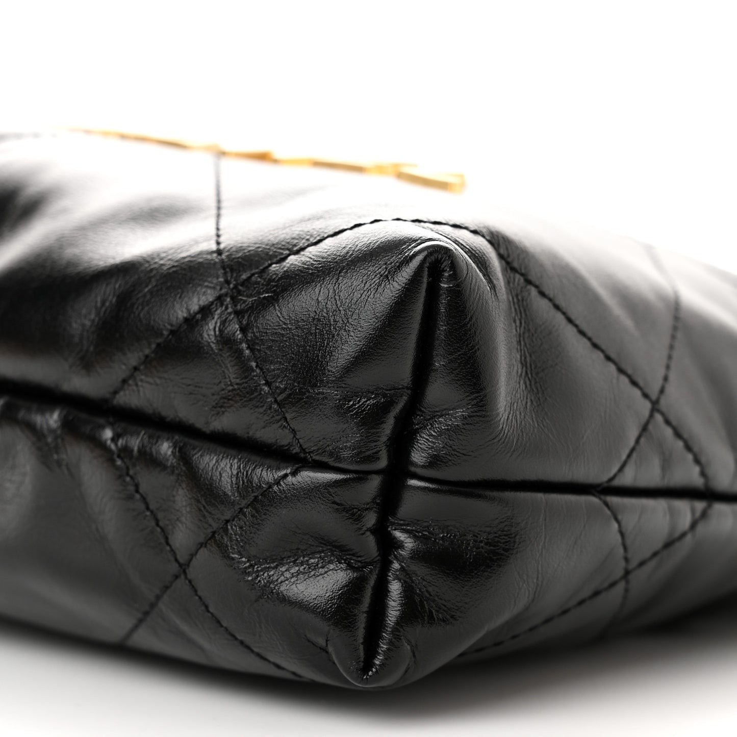 Shiny Calfskin Quilted Mini Chanel 22 Black