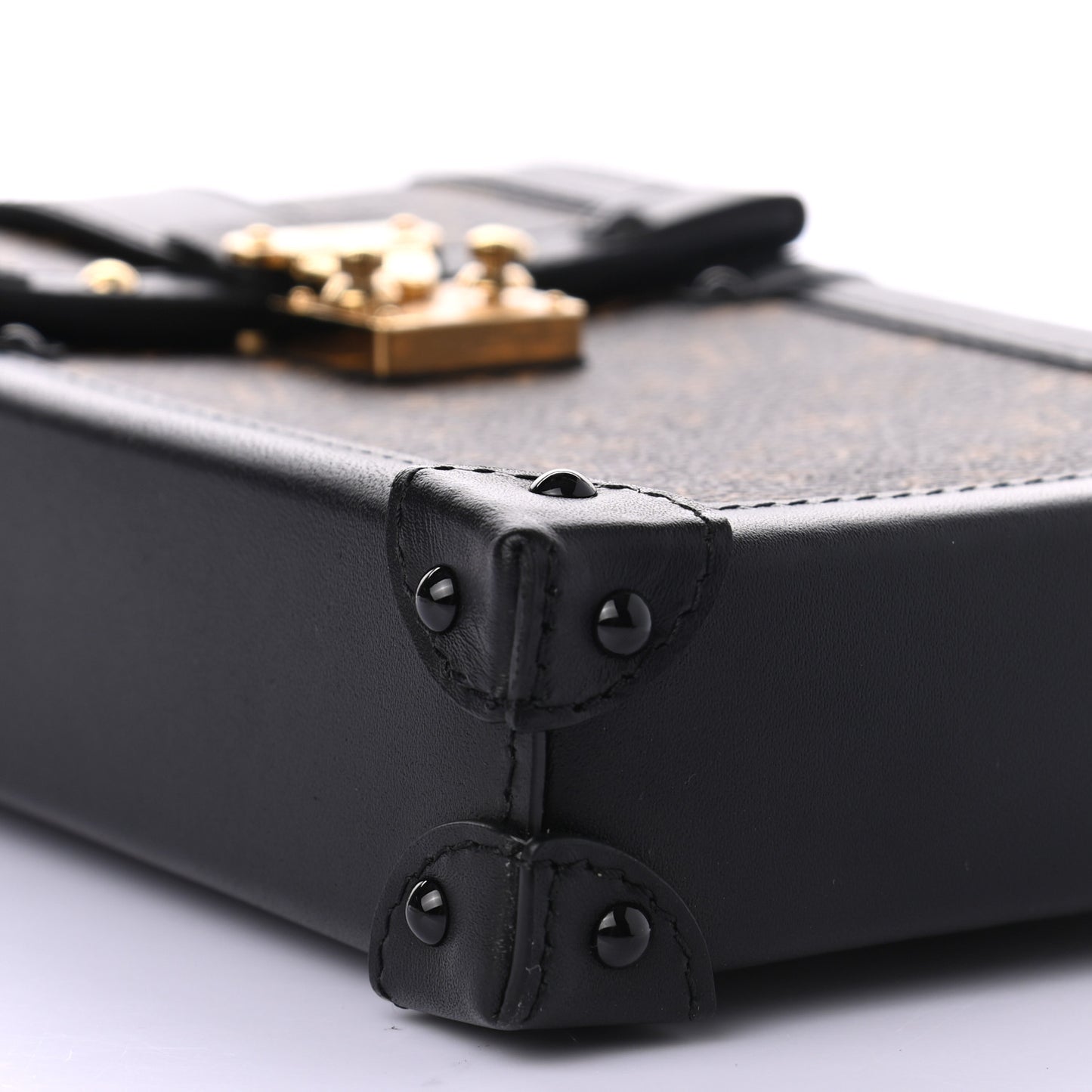 Monogram Pochette Trunk Verticale Black