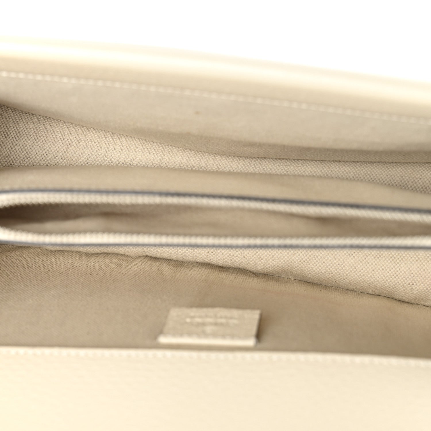 Gucci Textured Calfskin Crystal Small Dionysus Shoulder Bag Mystic White 4 of 12