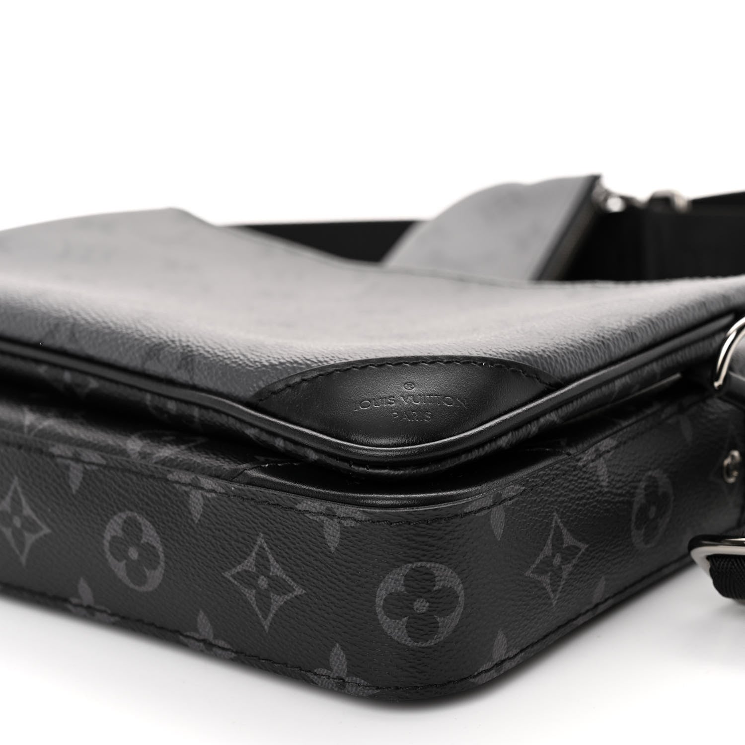 Louis Vuitton Reverse Monogram Eclipse Trio Messenger 10 of 10