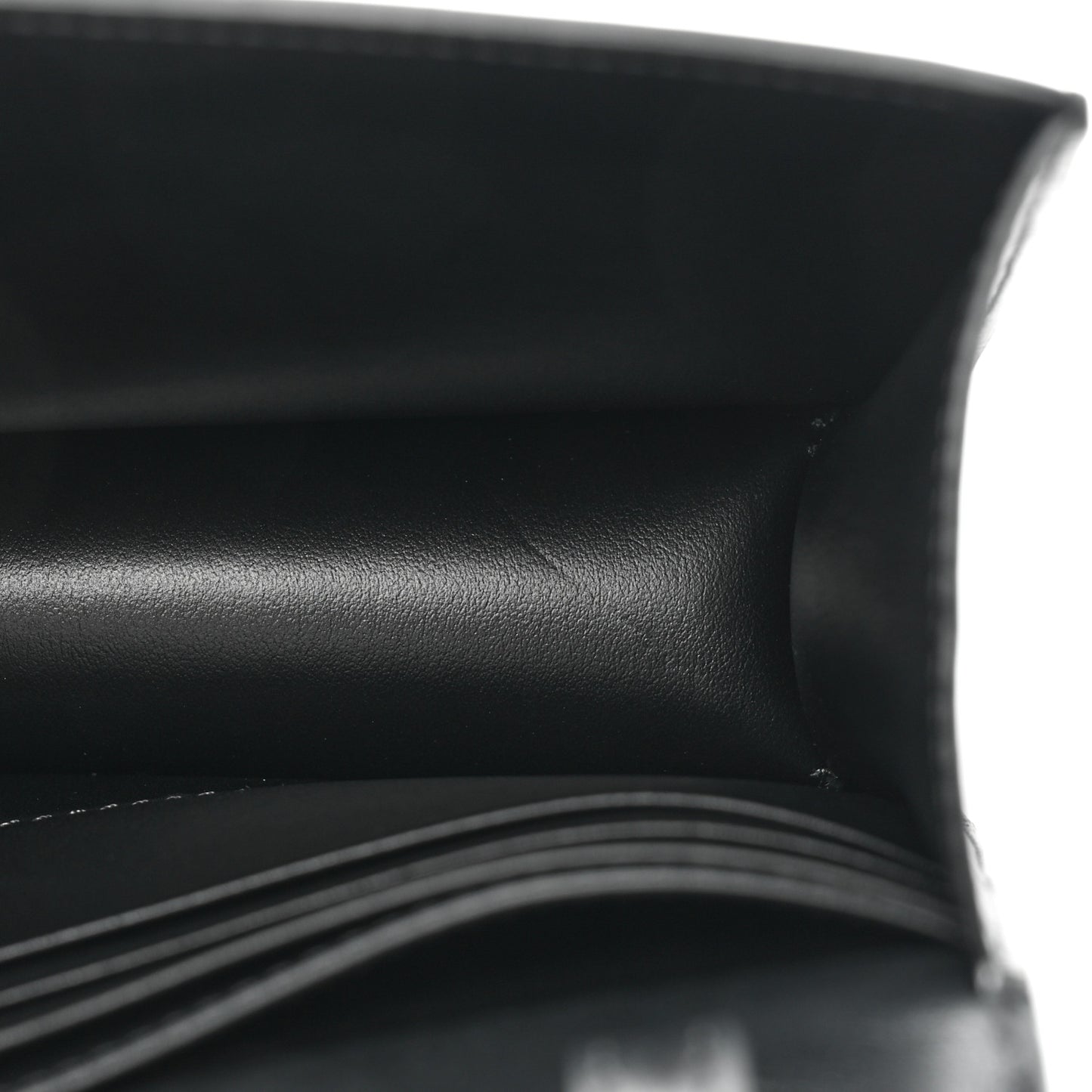 Shiny Calfskin Triomphe Margo Wallet on Chain Black
