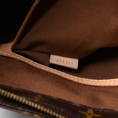 Louis Vuitton Monogram Cabas Mezzo 6 of 11