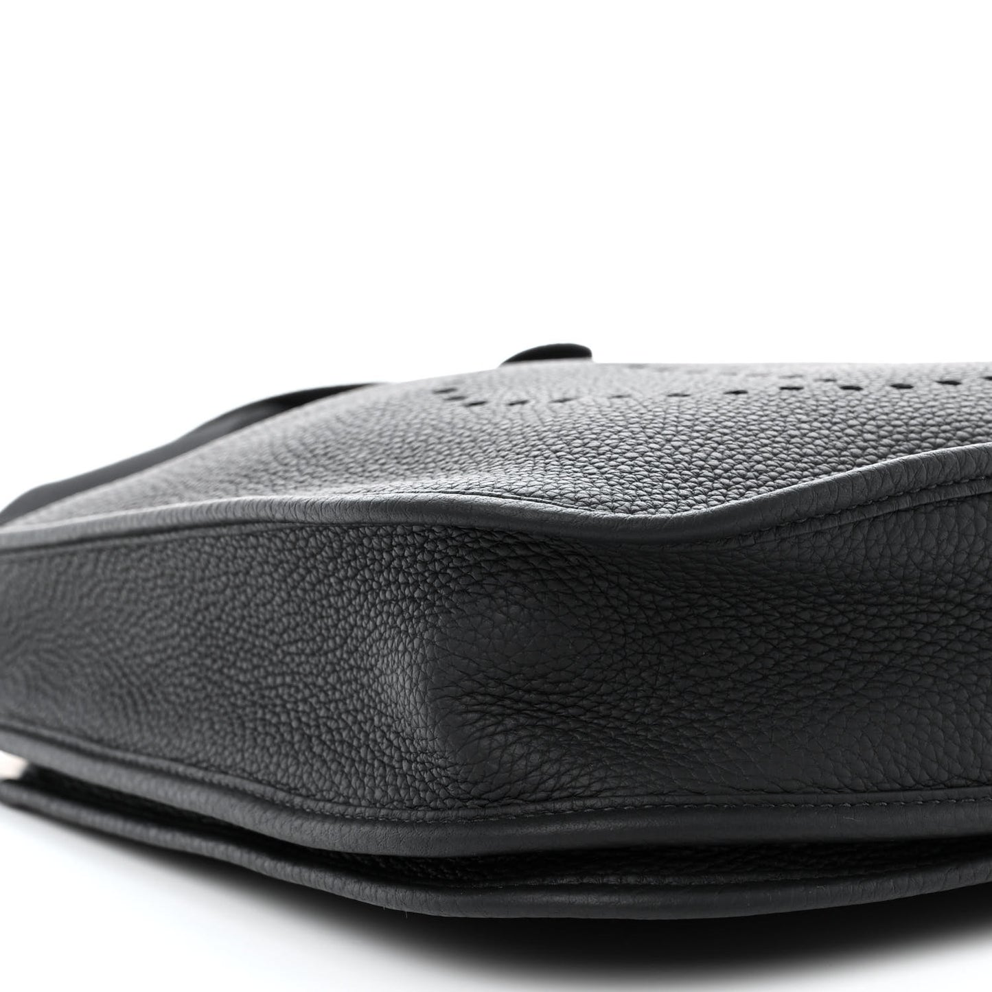 Taurillon Clemence Evelyne III PM Black