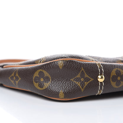 Louis Vuitton Monogram Riveting Pochette Accessories 8 of 10