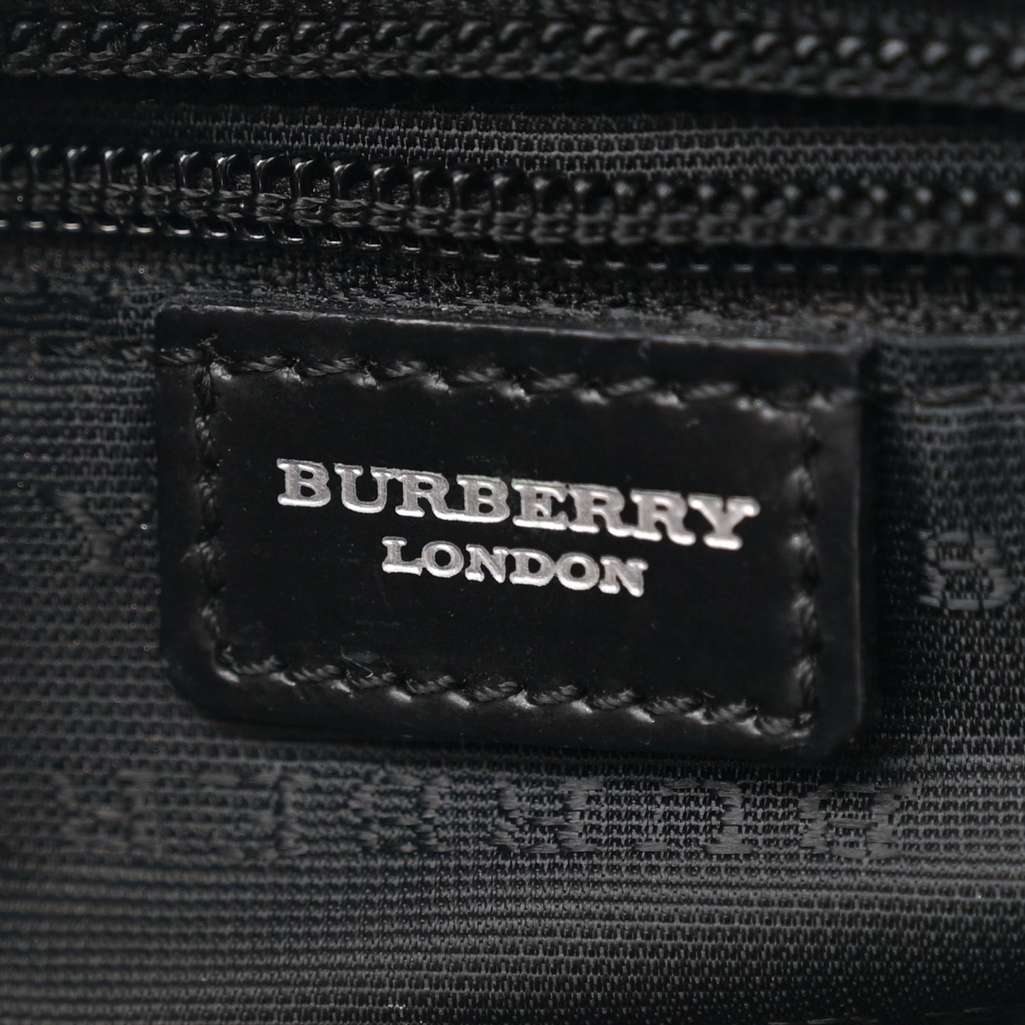 Vintage Check Shoulder Bag Black