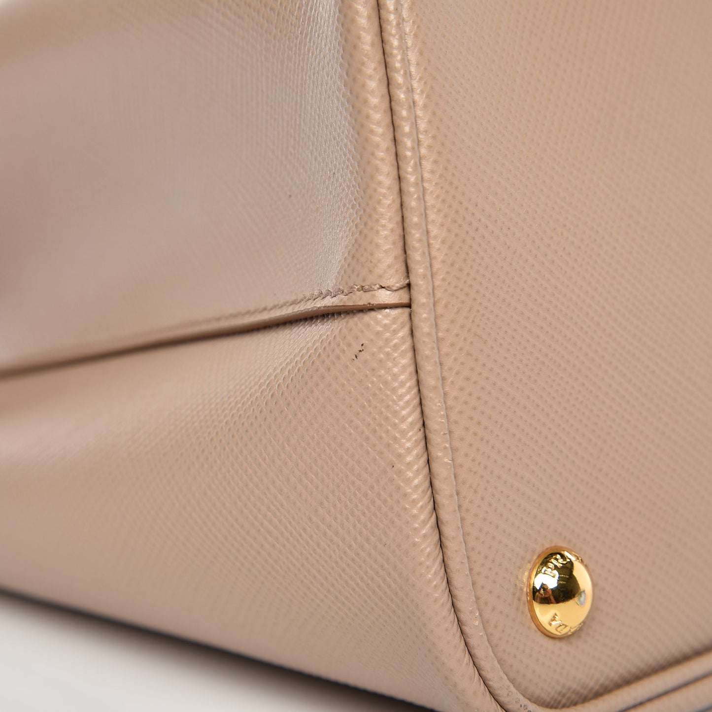 Saffiano Cuir Medium Double Bag Cammeo