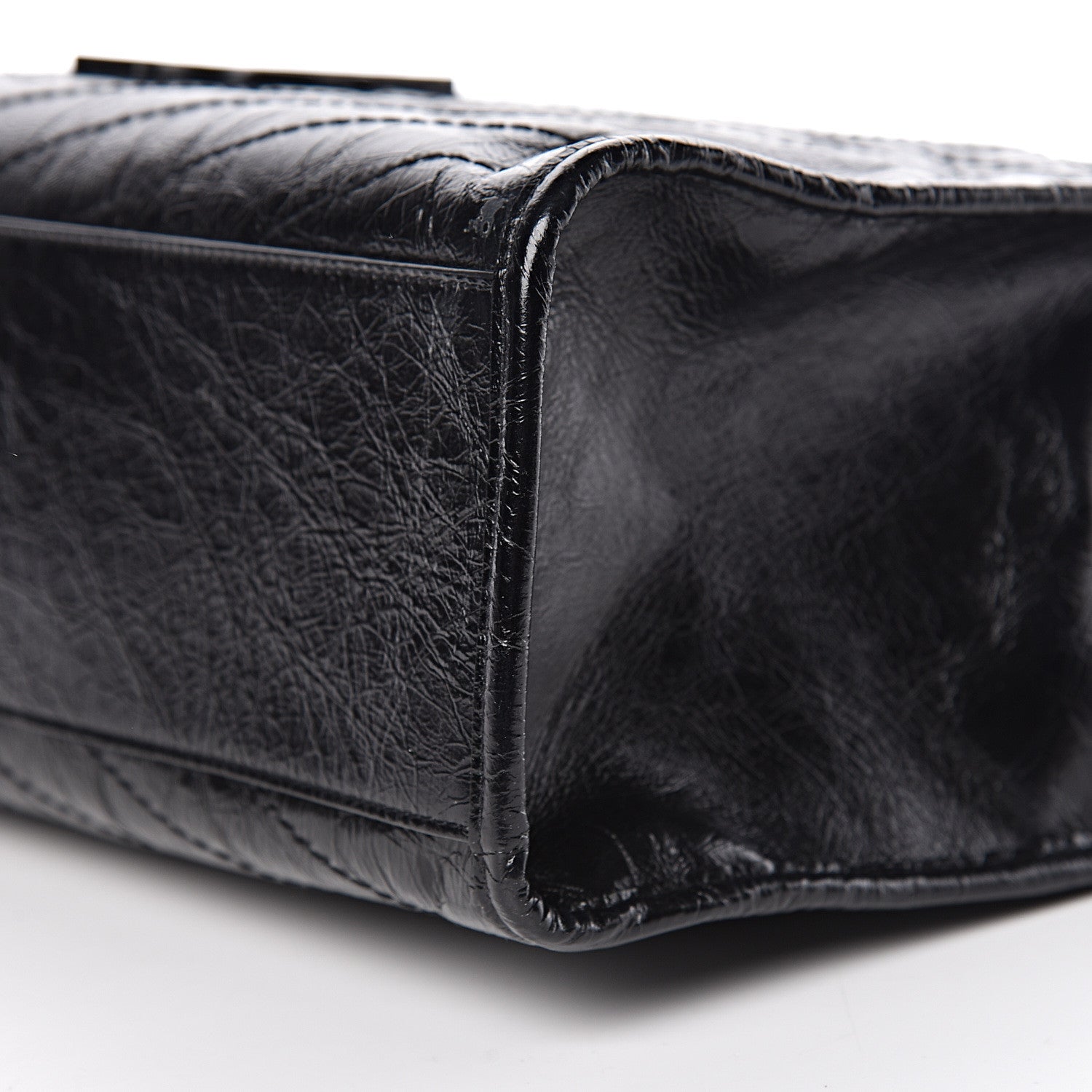 Saint Laurent Crinkled Calfskin Matelasse Monogram Niki Shoulder Bag Black 9 of 10