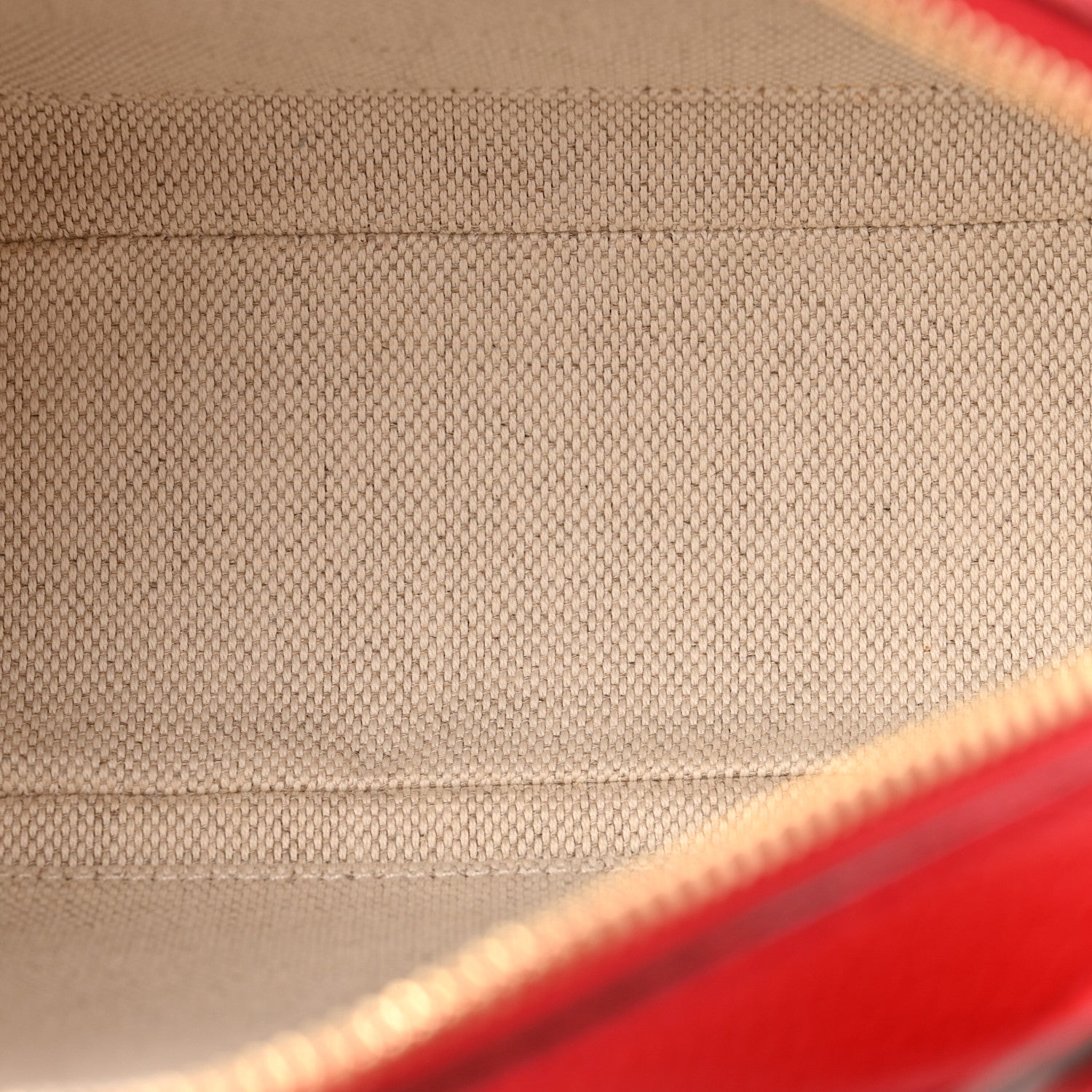 Gucci Pebbled Calfskin Small Soho Disco Bag Vibrant Red 5 of 10