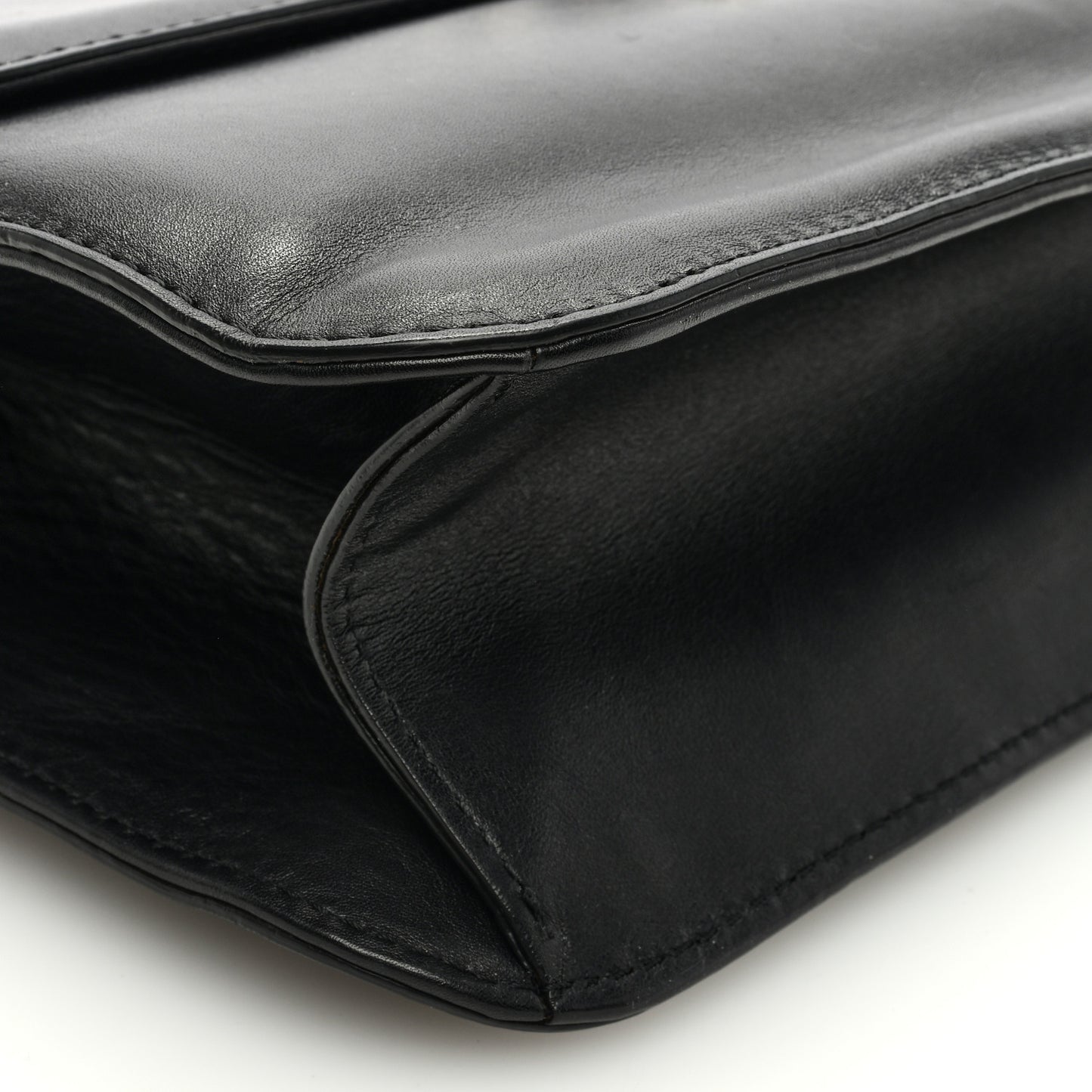 Vitello Extra Large Glam Lock Rockstud Flap Black