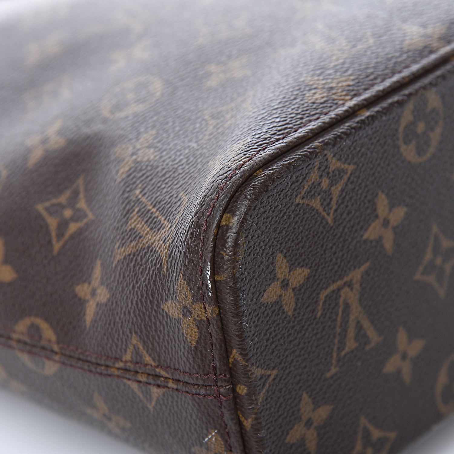 Louis Vuitton Monogram Luco 14 of 21