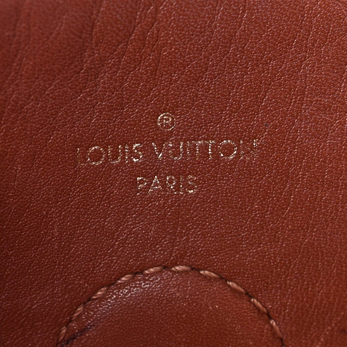 Monogram Tuileries Besace Caramel Rouge