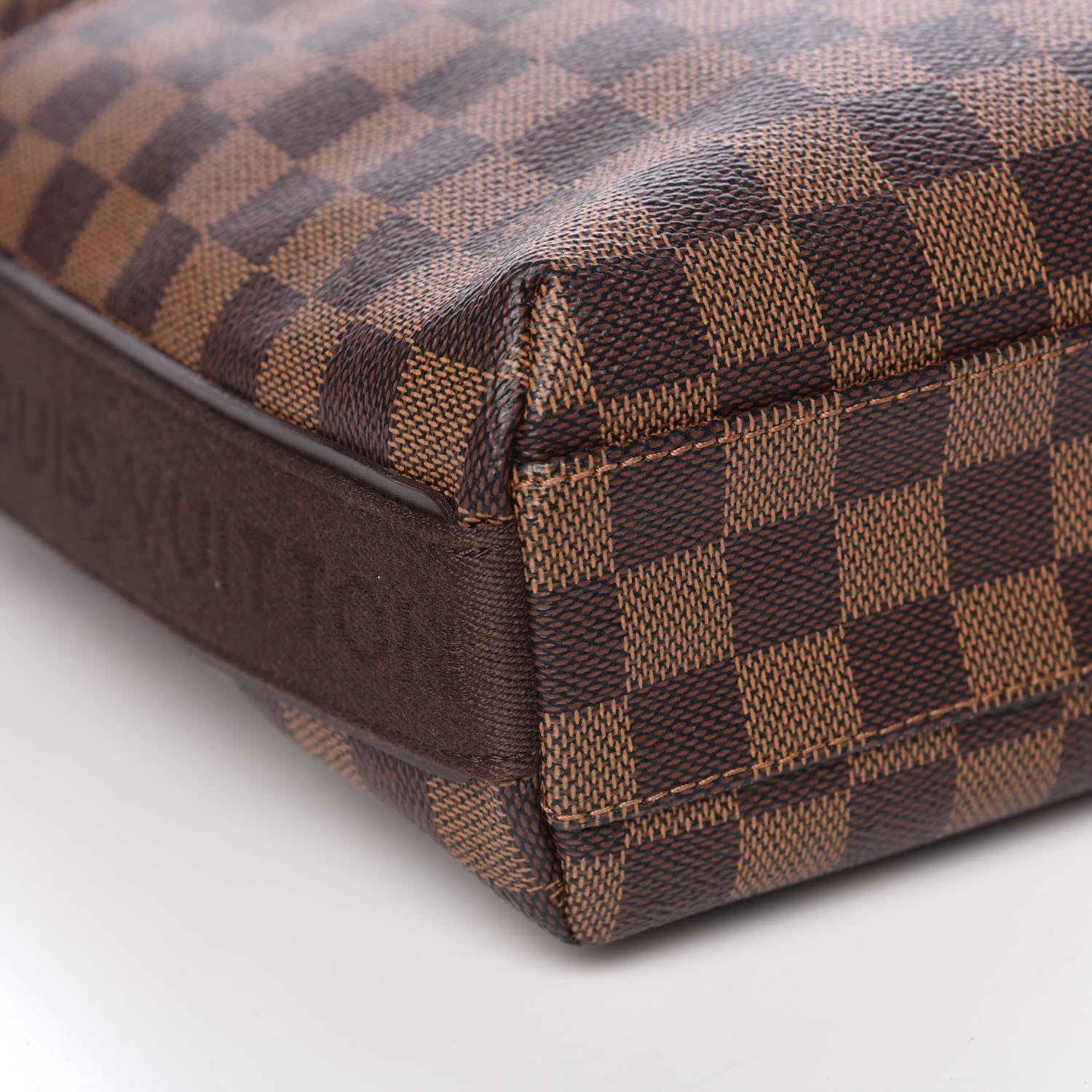Louis Vuitton Damier Ebene Trotteur Beaubourg 7 of 8