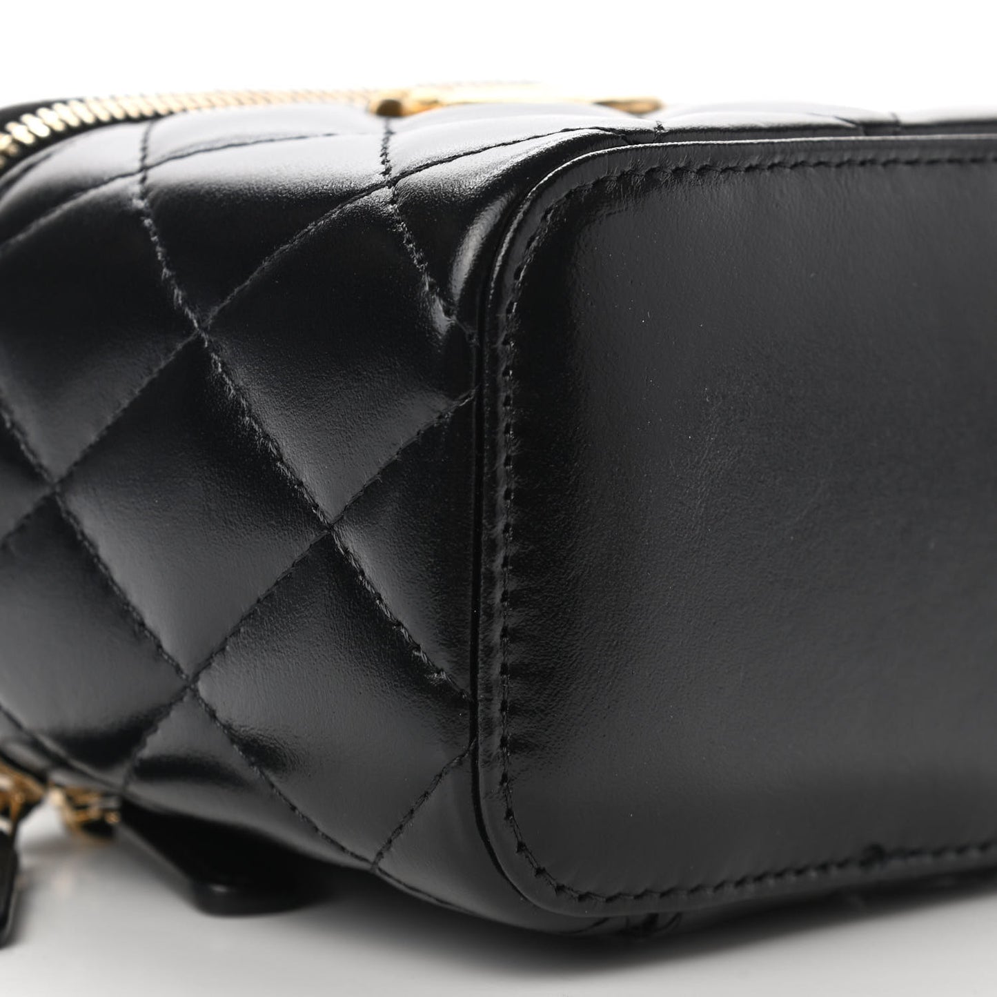 Calfskin Quilted Mini Perfect Fit Vanity Case With Chain Black