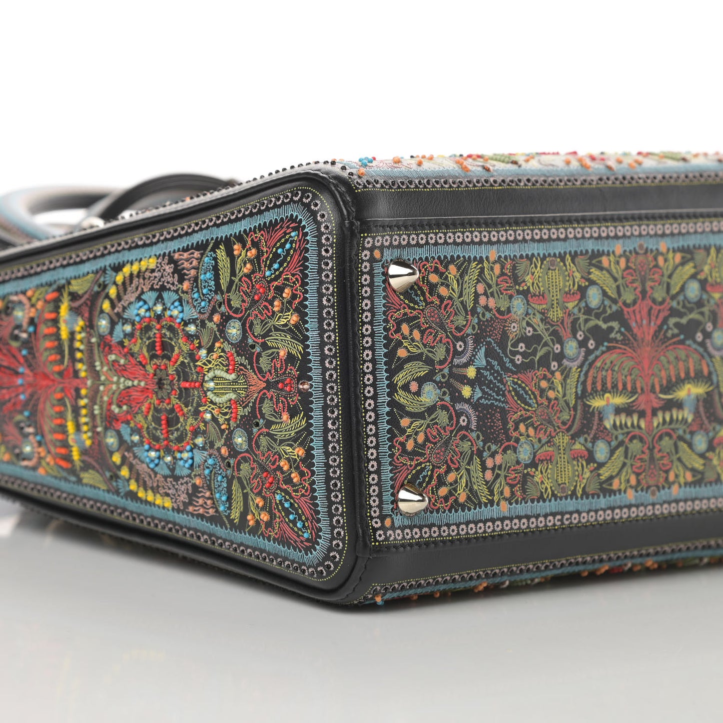 Smooth Calfskin Embroidered Medium Lady Dior Black Multicolor