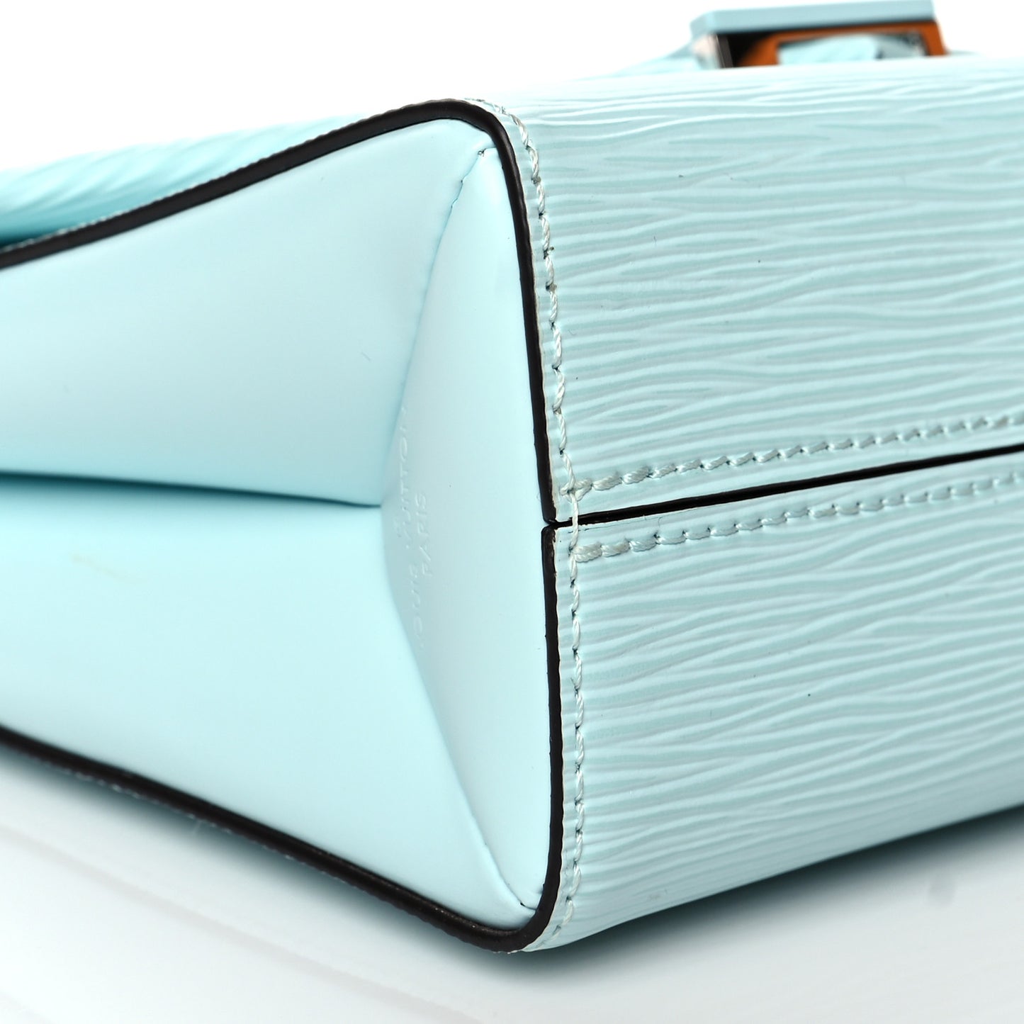 Epi Pochette Grenelle Seaside