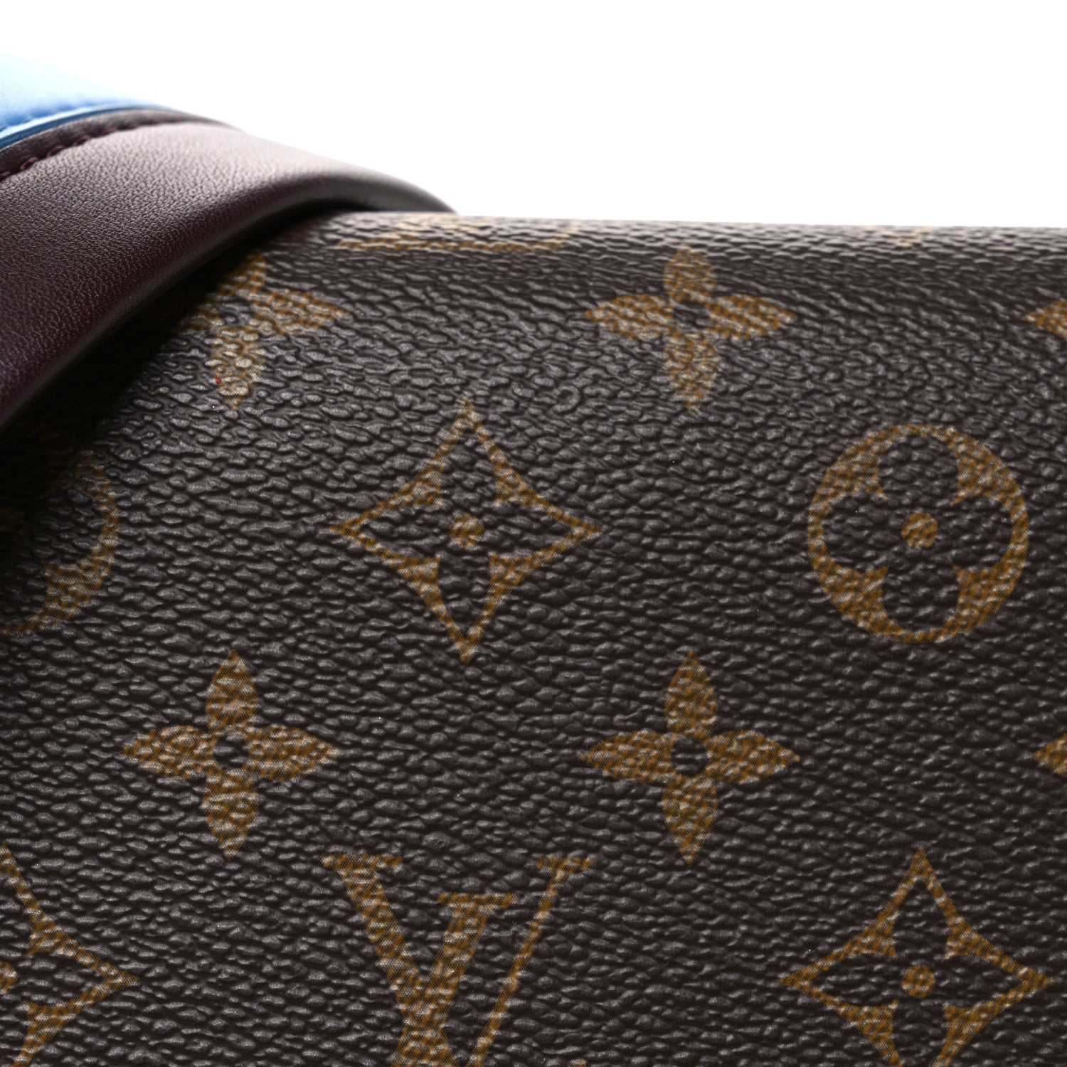 Louis Vuitton Monogram Cluny MM Blue Glacial 8 of 10