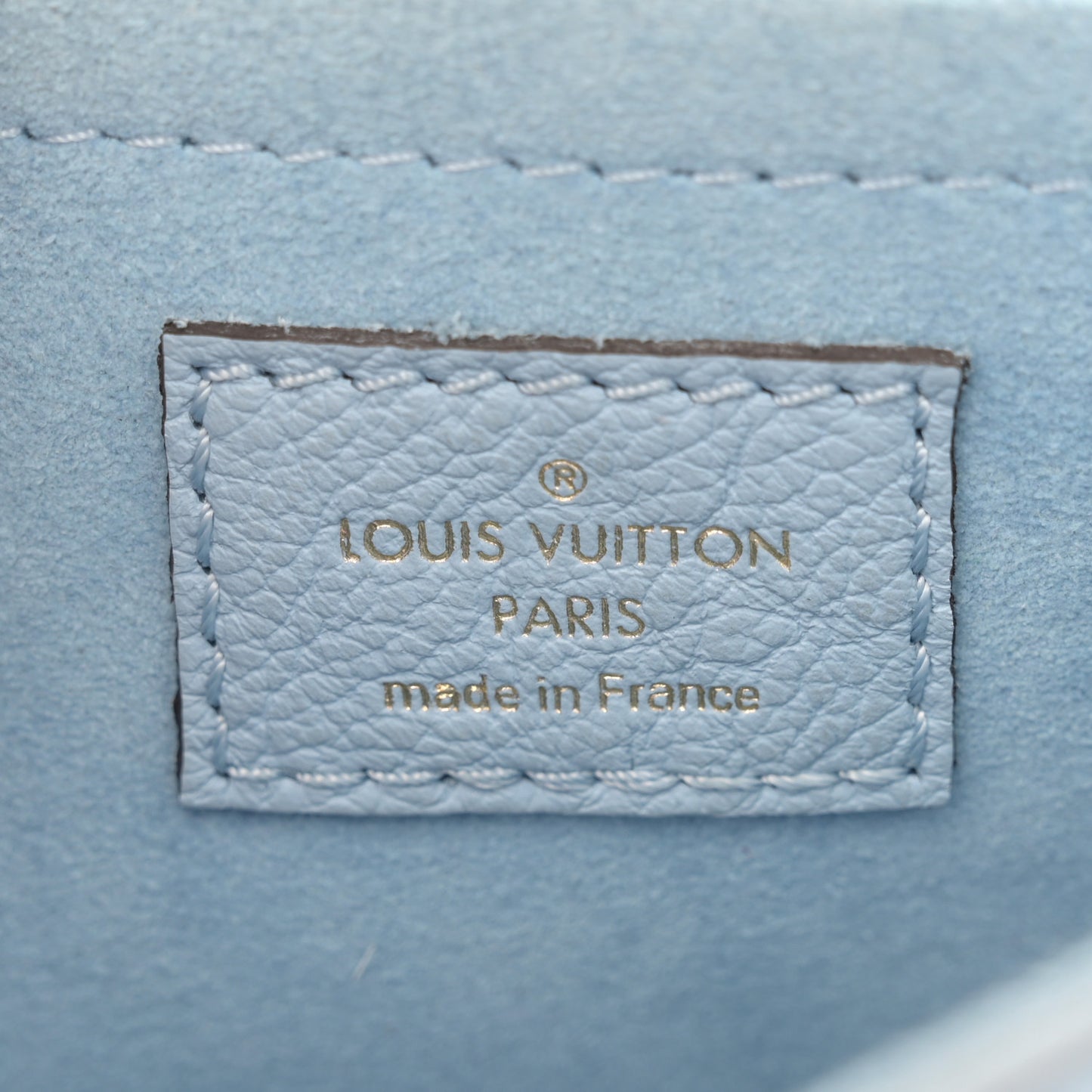 Grained Calfskin Lockme Tender Bleu Nuage