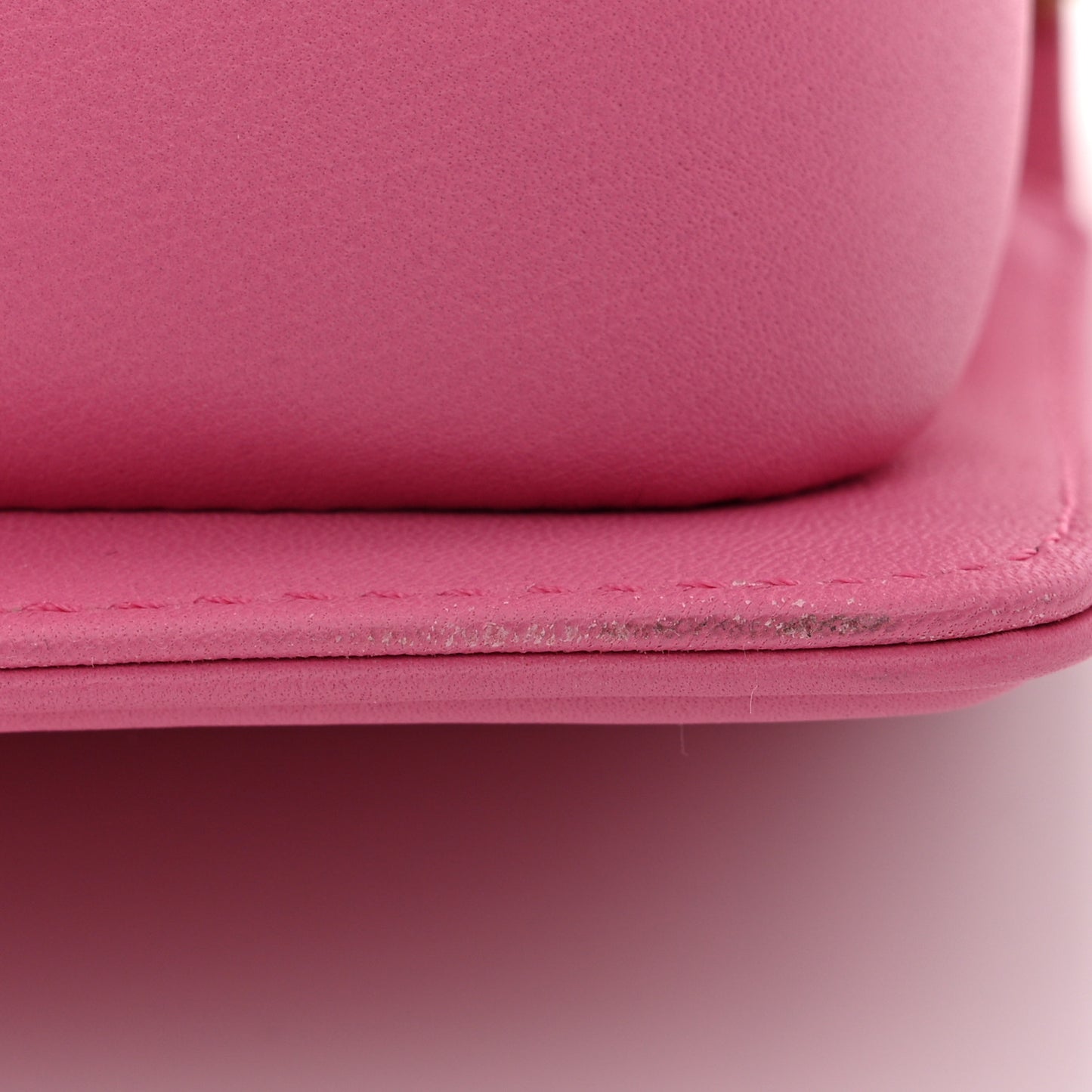 Lambskin Quilted Medium Boy Flap Pink