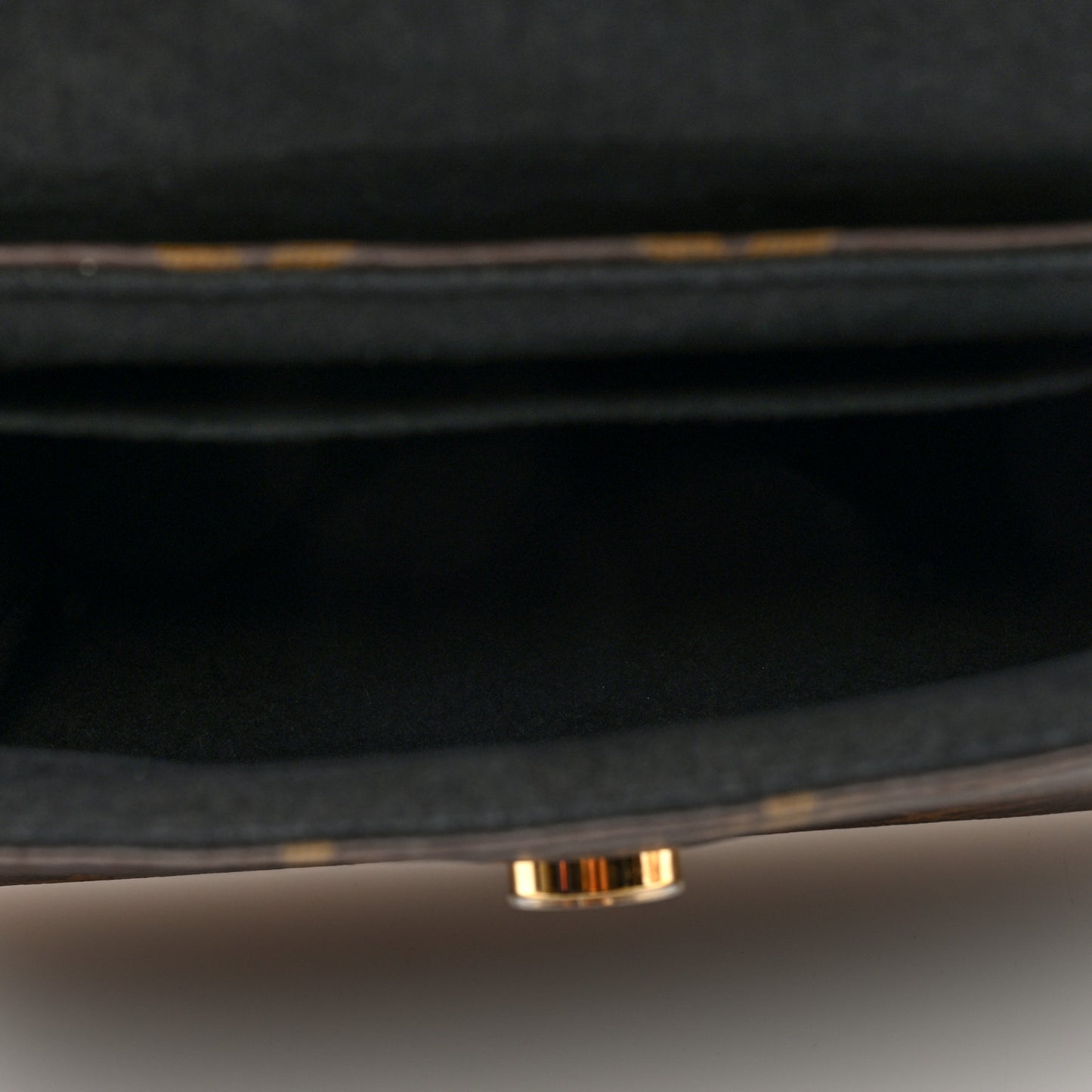 Monogram Locky BB Black