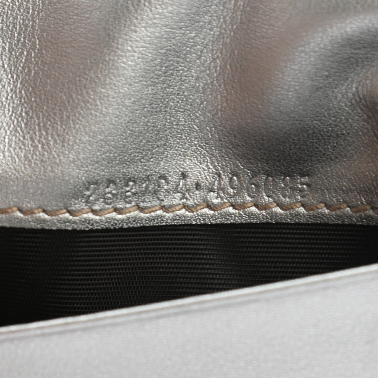 Gucci Metallic Guccissima Interlocking G Flap Card Case Silver 7 of 10