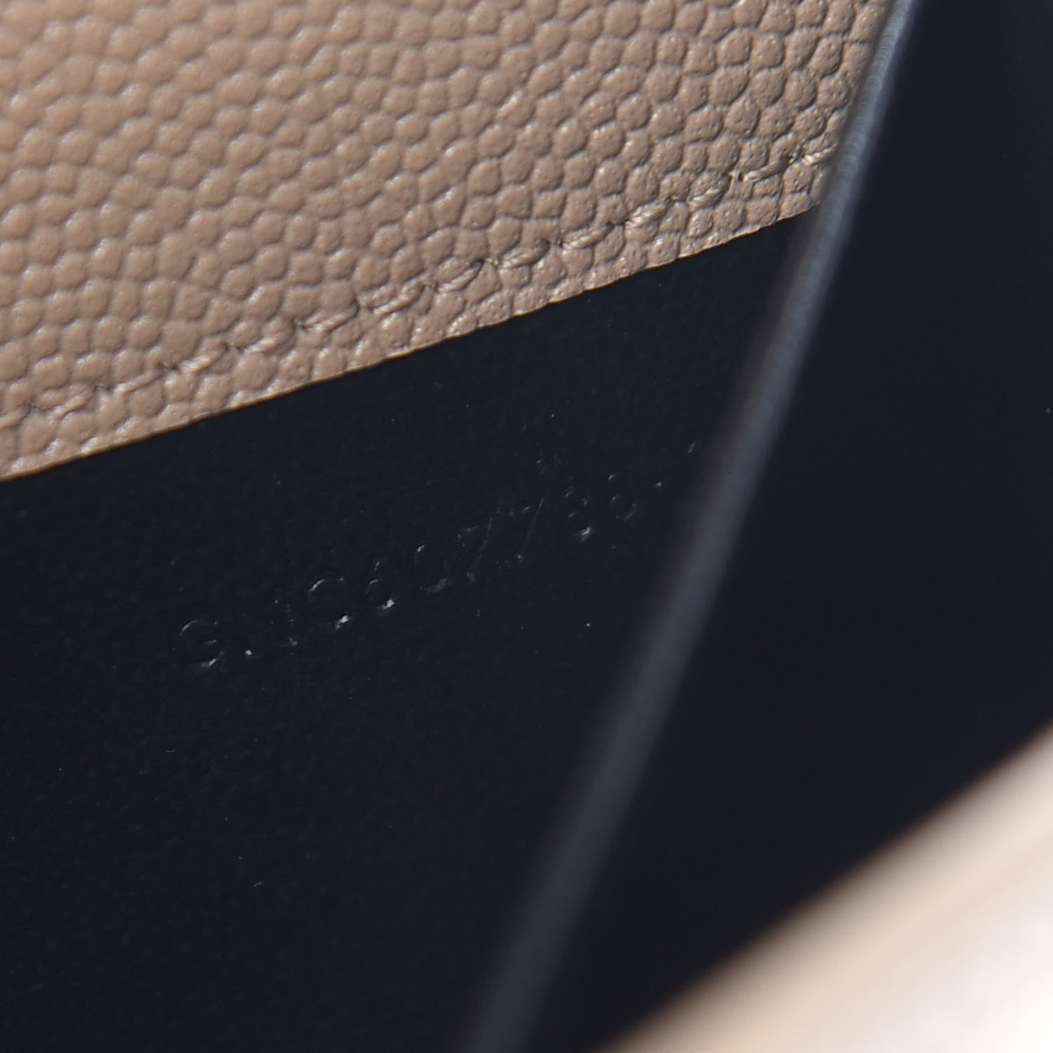 Saint Laurent Grain De Poudre Monogram Uptown Chain Wallet Nude Powder 7 of 9