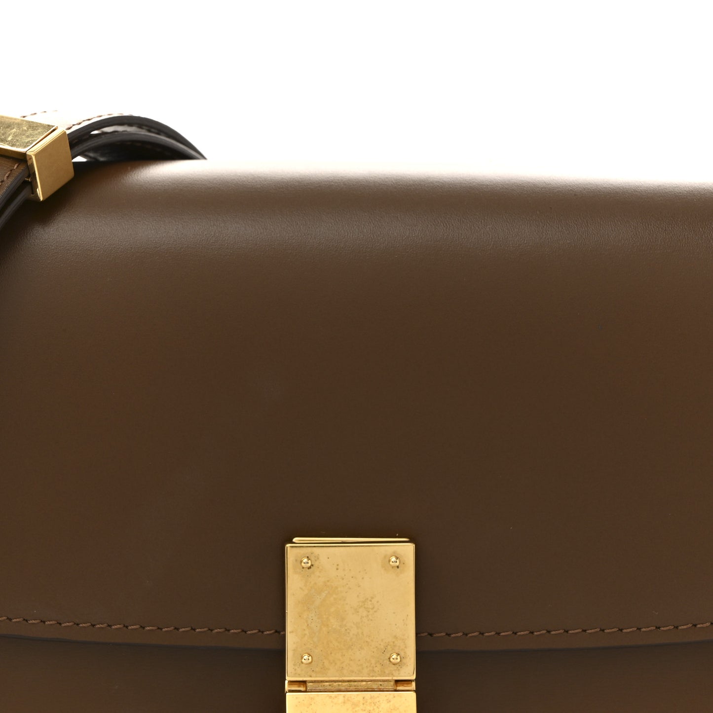Box Calfskin Teen Classic Box Flap Bag Camel