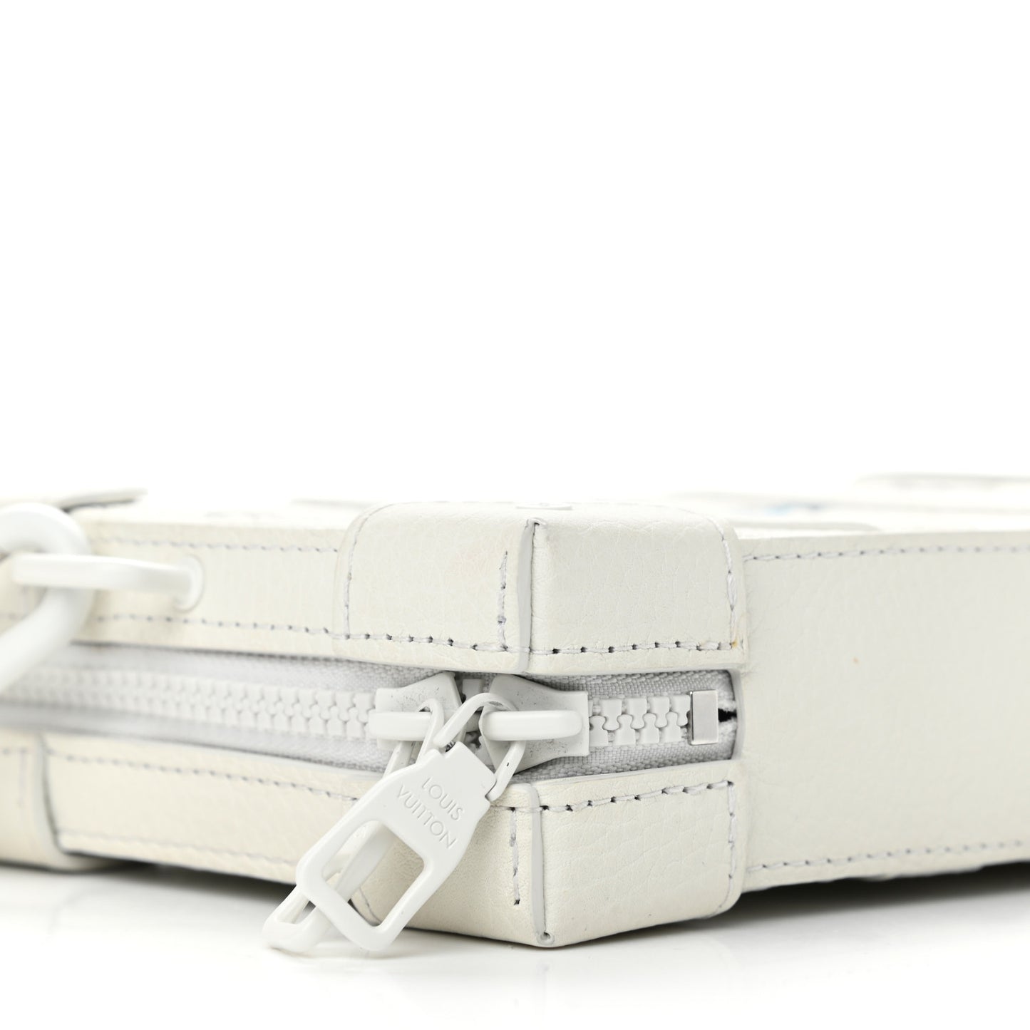 Taurillon Monogram LV Friends Soft Trunk Wallet White