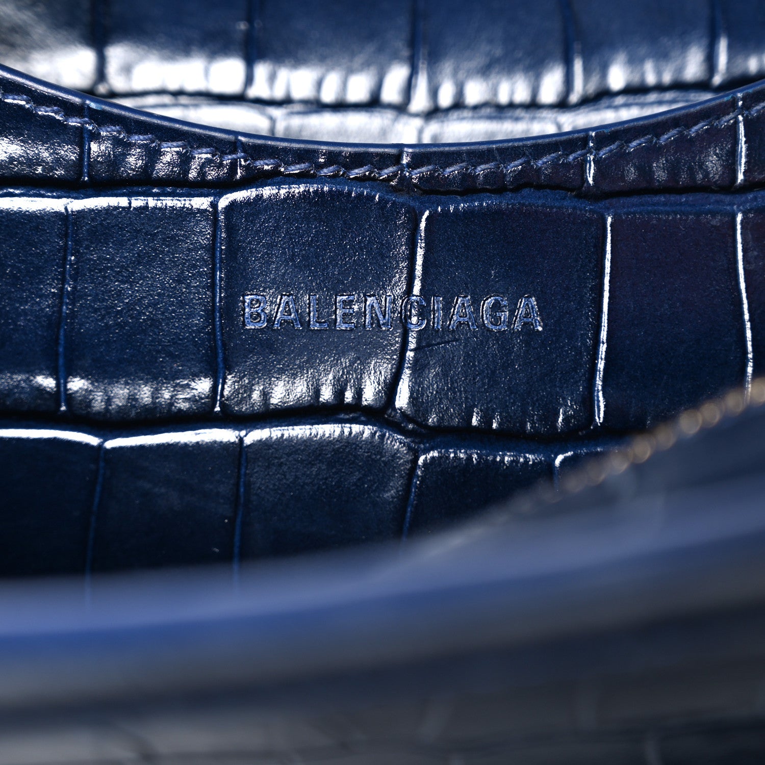 Balenciaga Shiny Supple Calfskin Crocodile Embossed Neo Classic Gold Hardware S City Navy 6 of 10