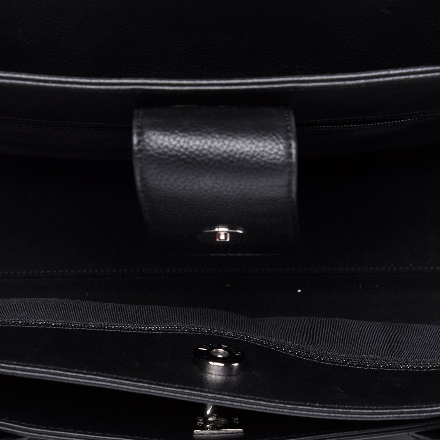Calfskin Small Cerf Executive Shopper Tote Black