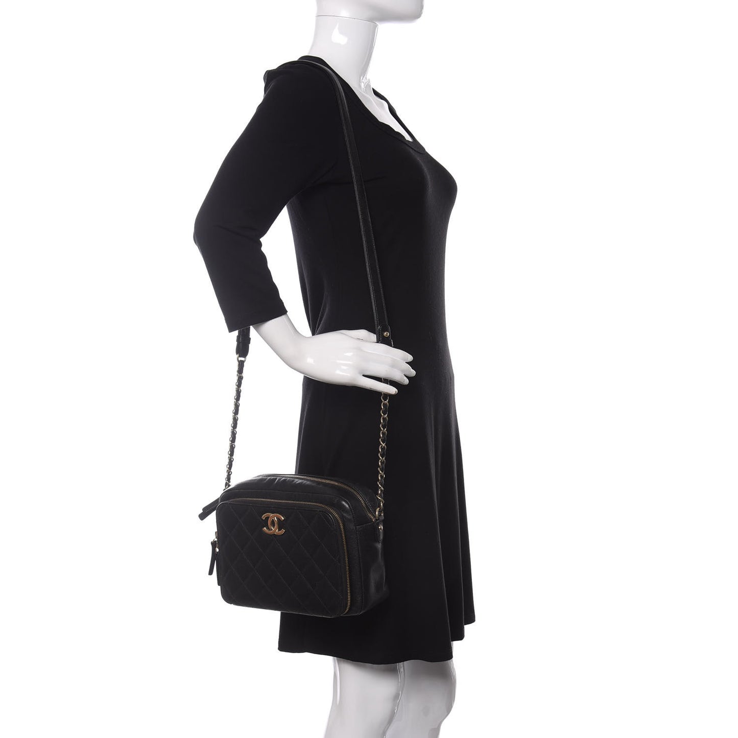 Caviar Quilted Medium Business Affinity Camera Case Black