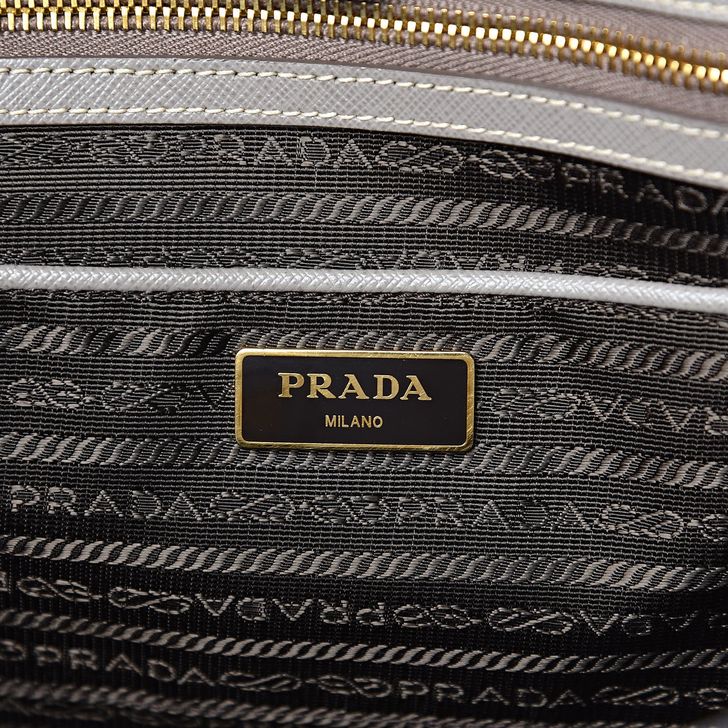 Saffiano Lux Large Tote Argilla
