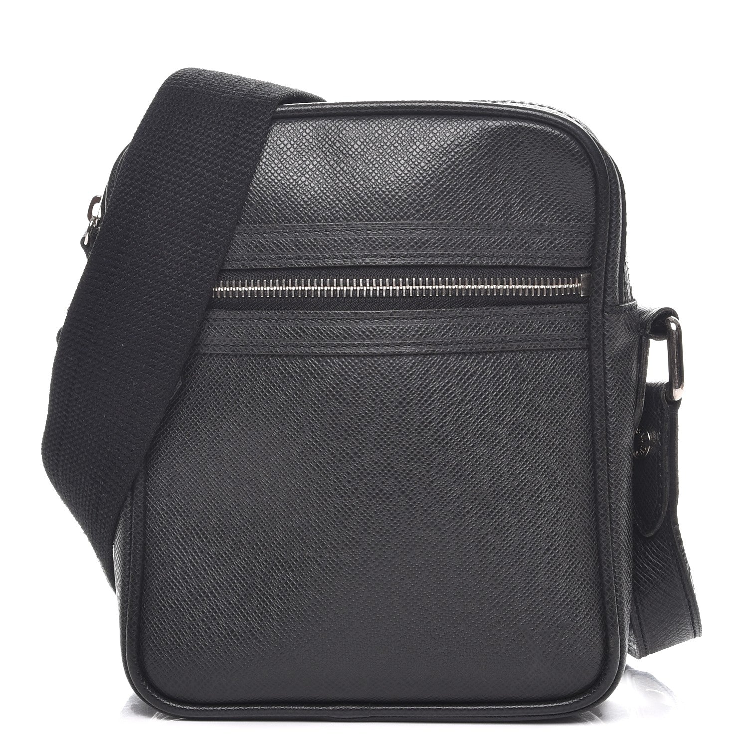 Louis Vuitton Taiga Dimitri Grizzli 1 of 7