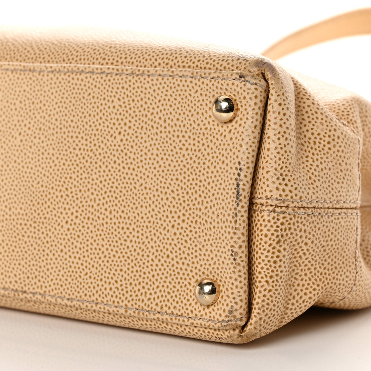 Caviar CC Tote Beige