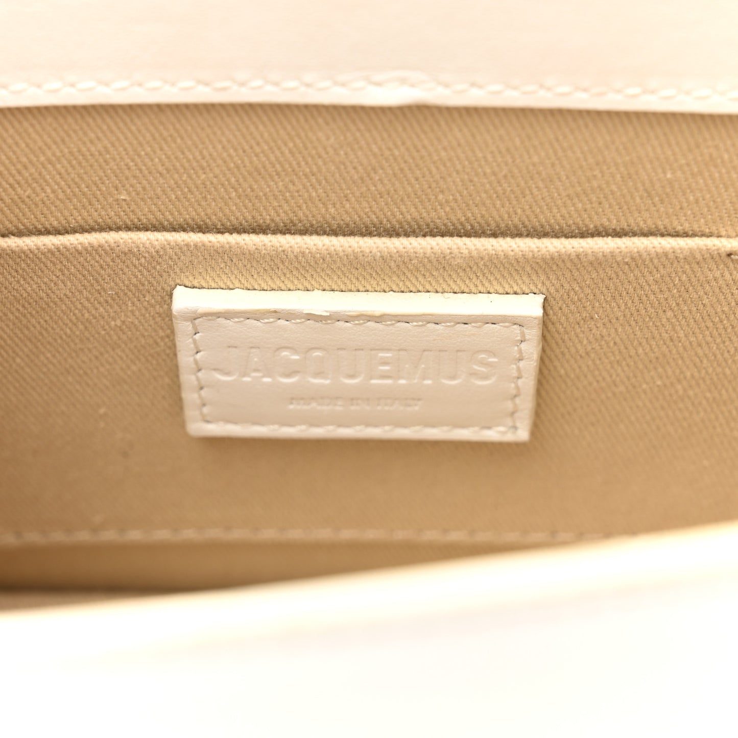 Smooth Calfskin Le Chiquito Moyen White