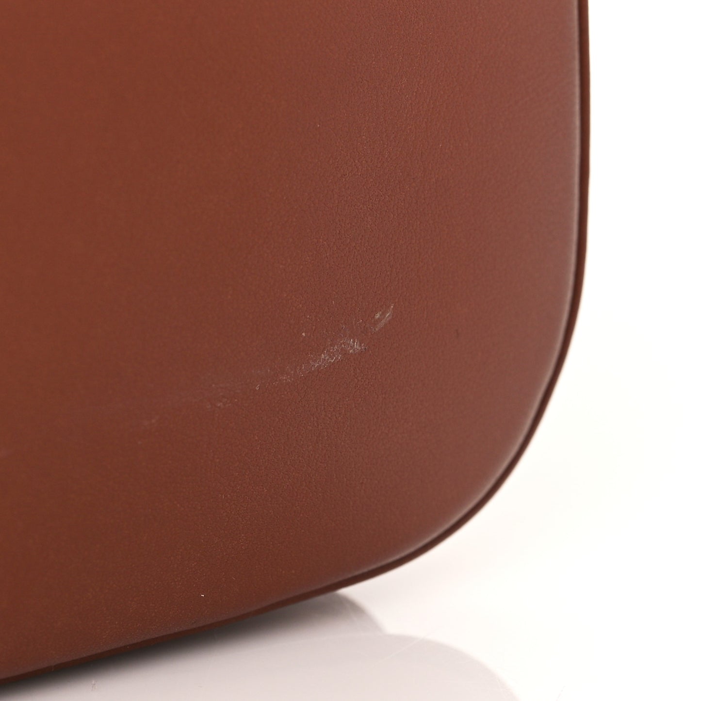 Smooth Calfskin Medium Tabou Tan