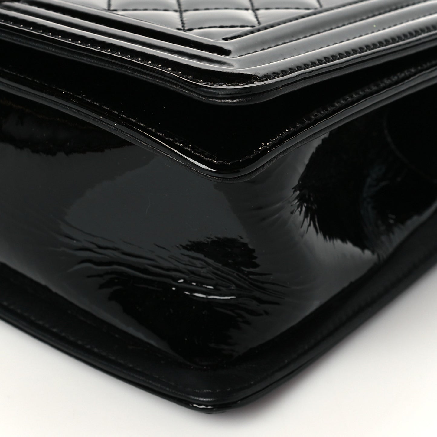 Patent Calfskin Quilted Medium Boy Flap Black