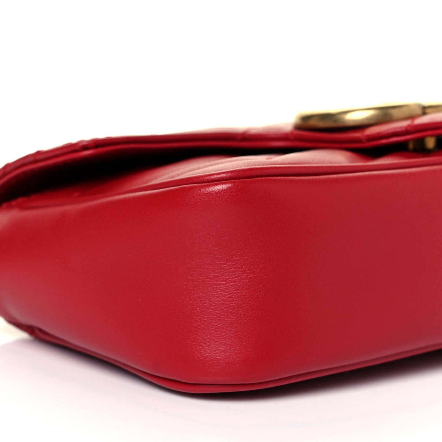 Calfskin Matelasse Super Mini GG Marmont Shoulder Bag Hibiscus Red